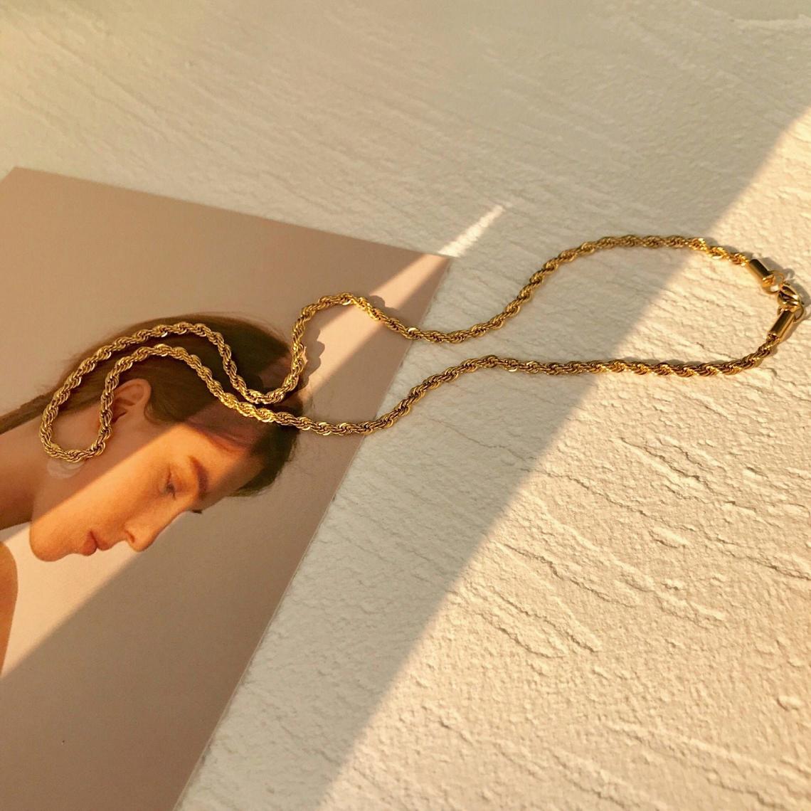 Lizzie Bennett Rope Necklace