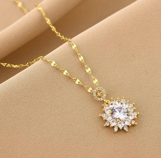 Bloom Necklace