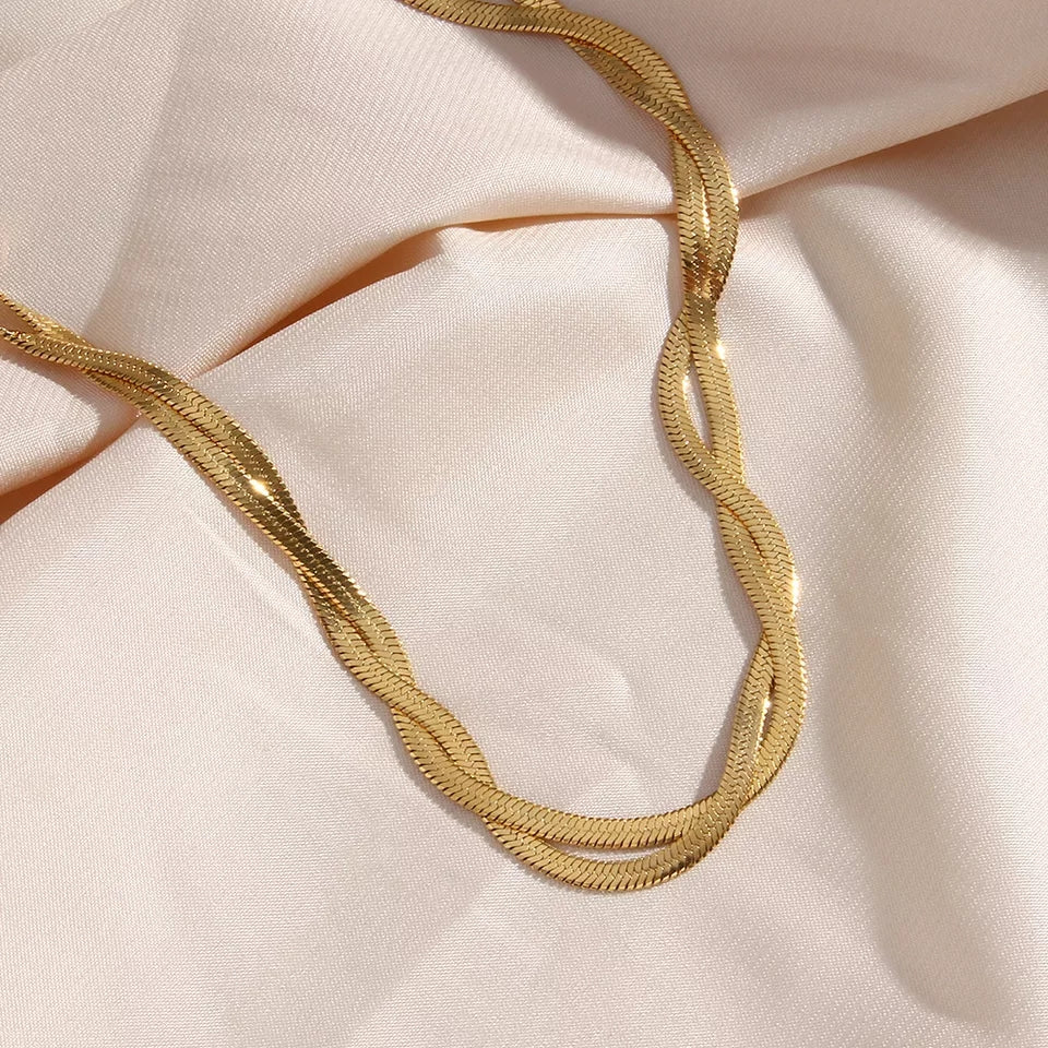 Twisted golden snake necklace